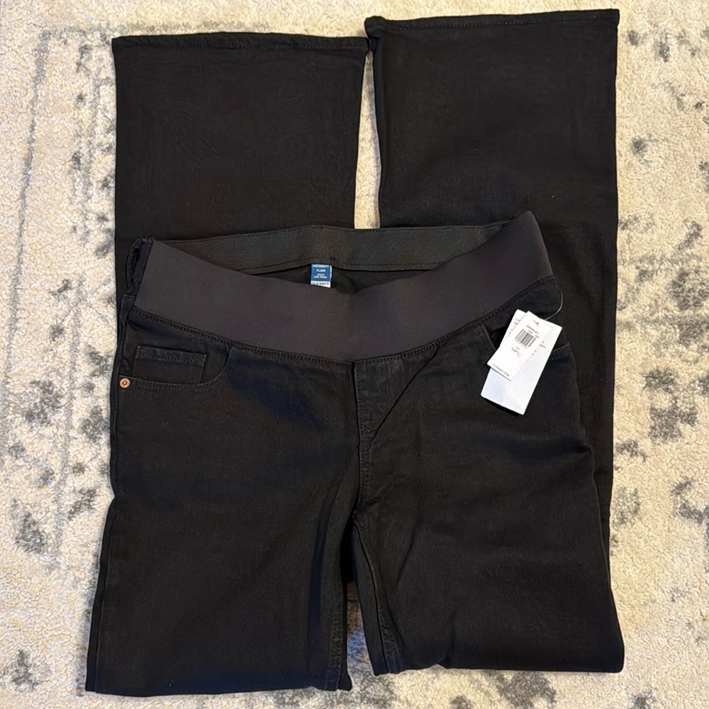 NWT Old Navy Maternity Flare Jeans Tall / Long inseam